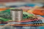 支付宝支付转账到账成功提示页面，显示实时到账秒级响应效果